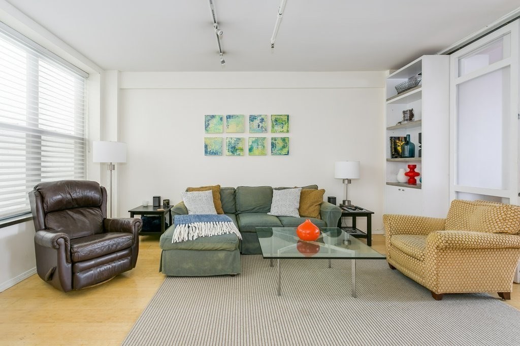 453 Washington St, Downtown