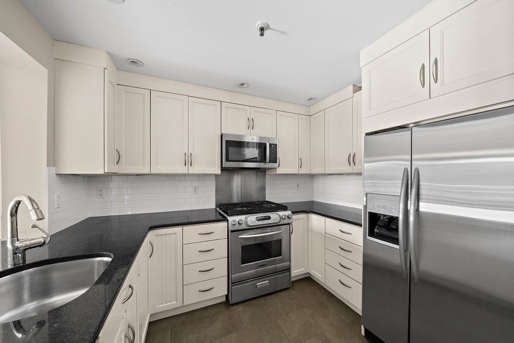 4 Canal Park, East Cambridge