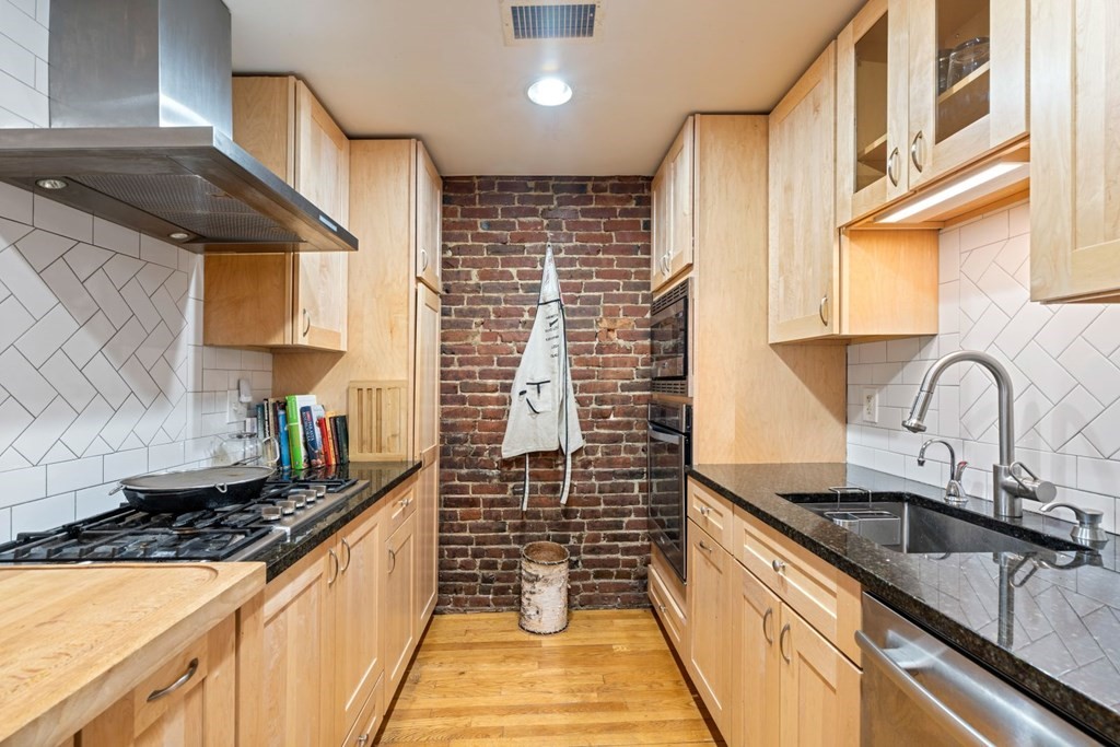 39 Worcester Sq, South End