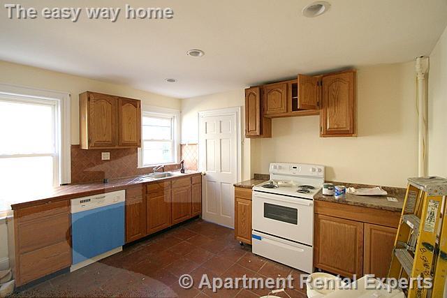 177 Boston Ave, Tufts