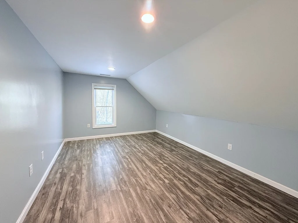 48 Bridge St, Westford