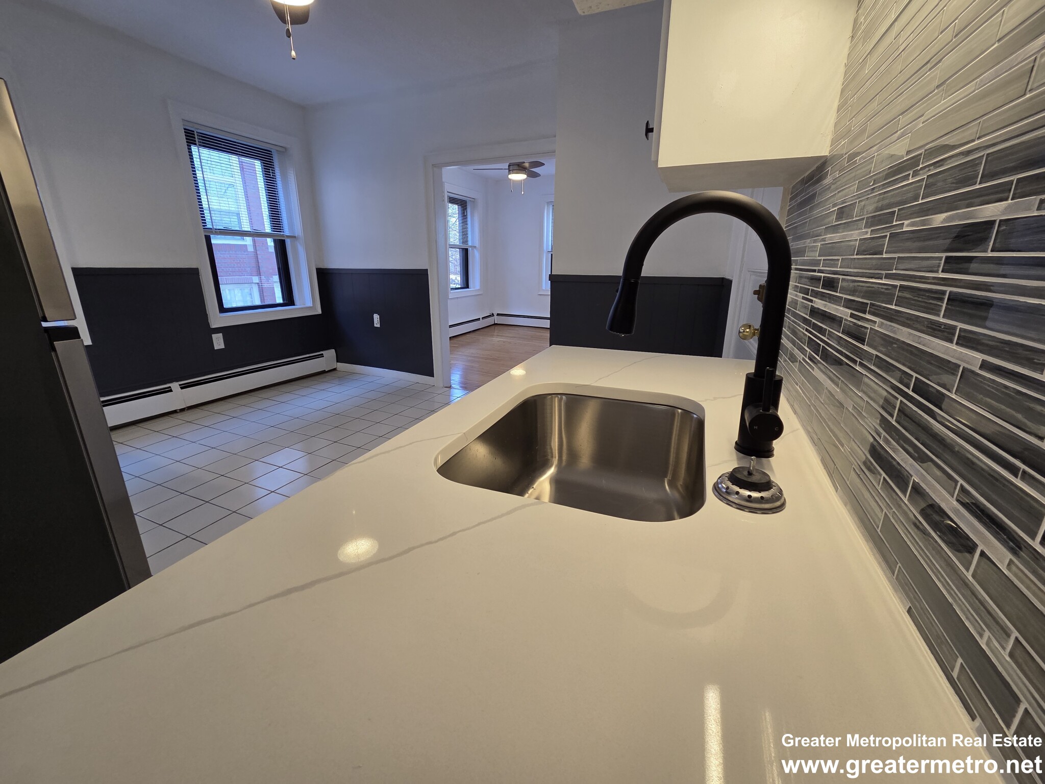 75 Charter St, North End