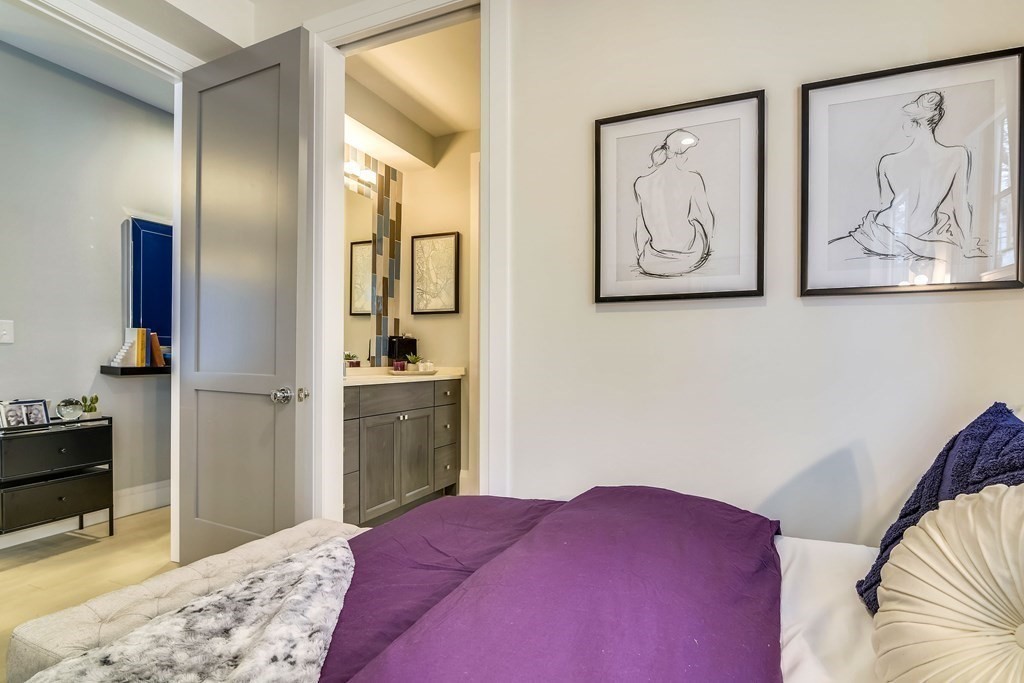 719 E 2nd St, South Boston