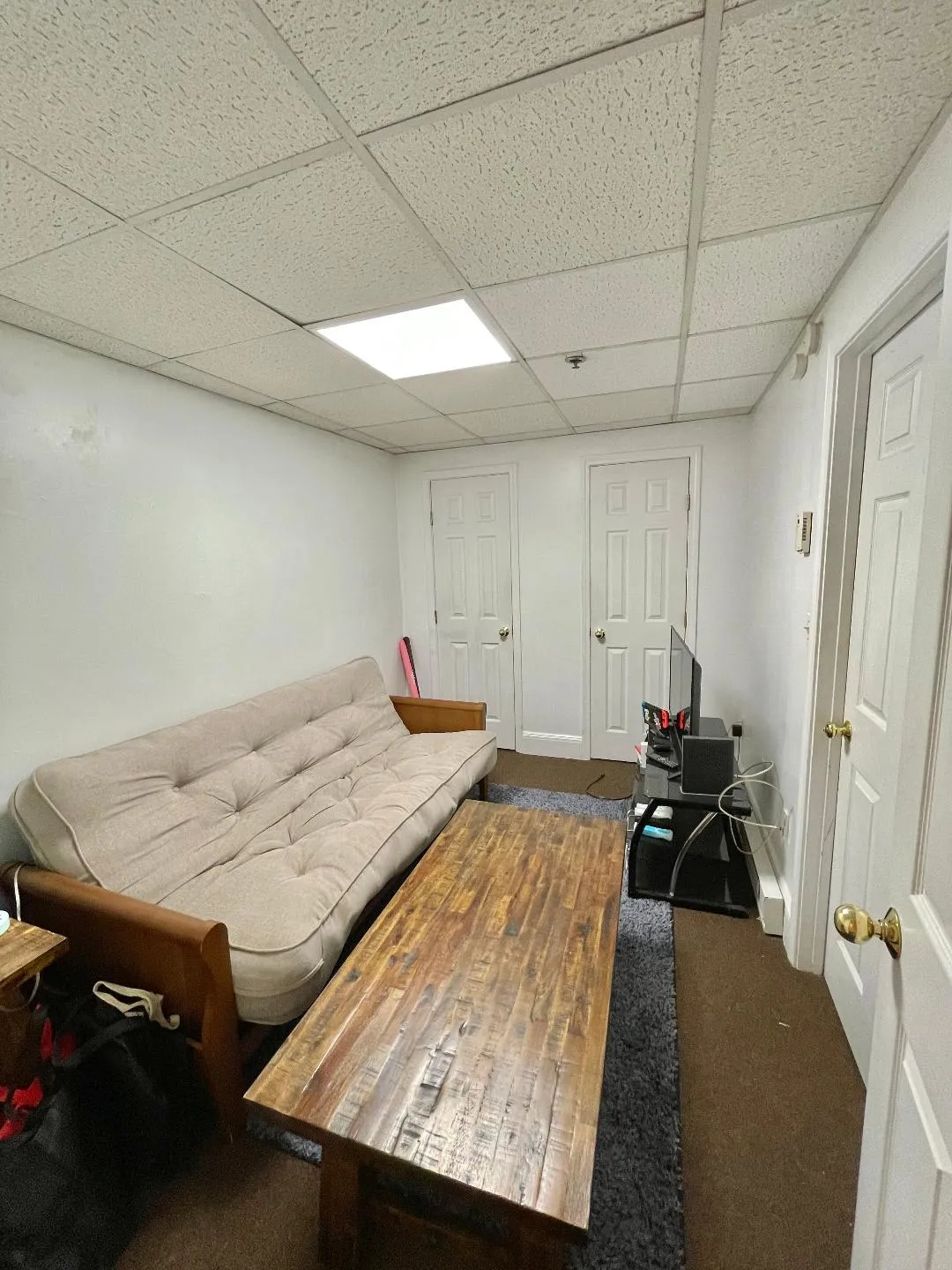 1061 Beacon St, Longwood