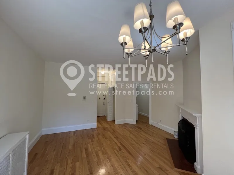 504 Beacon St, Back Bay