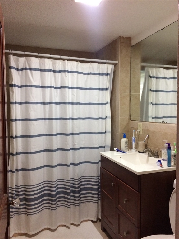 107 Pennsylvania Ave, East Somerville