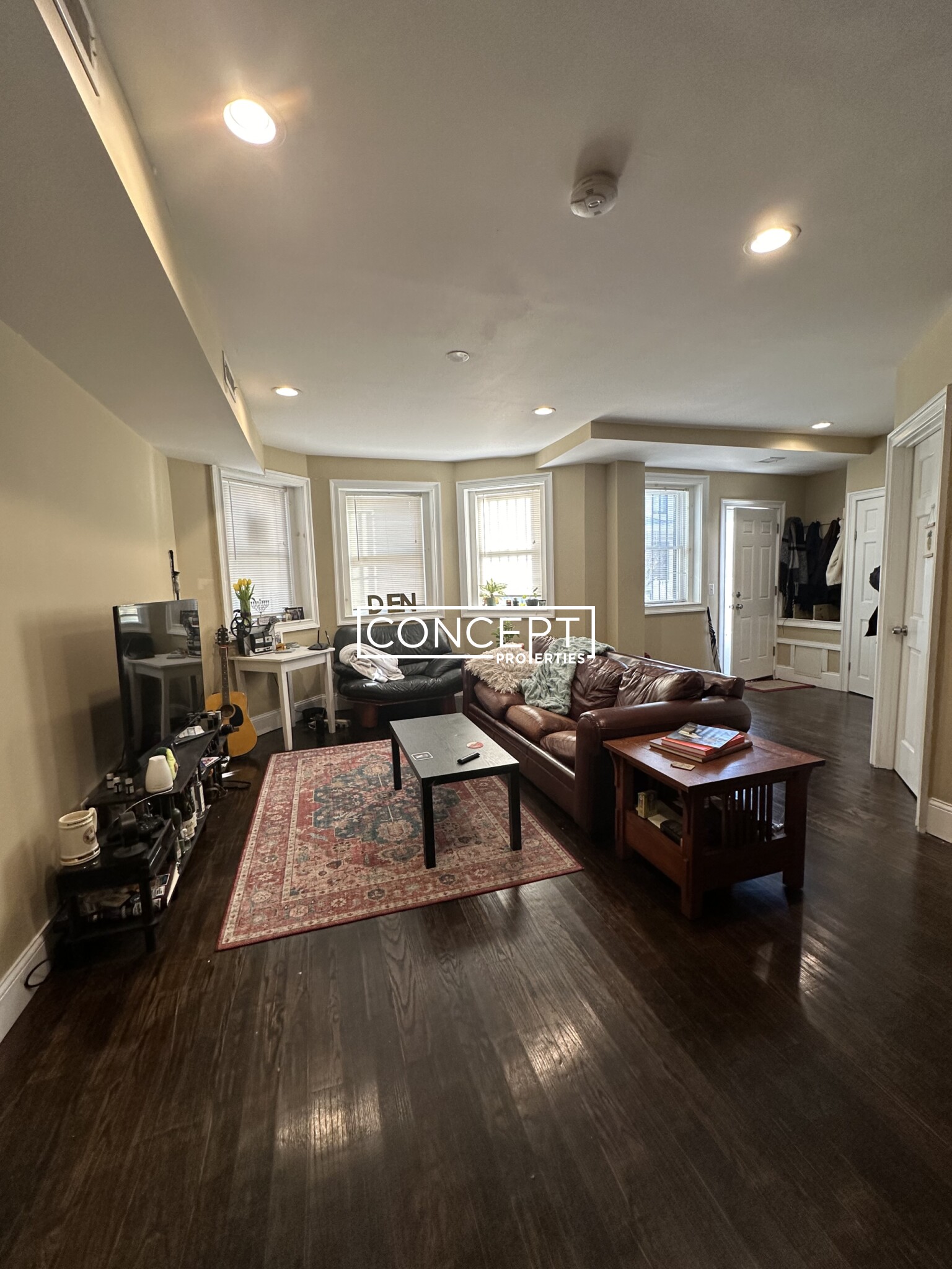 10 Bickford Ave, Mission Hill