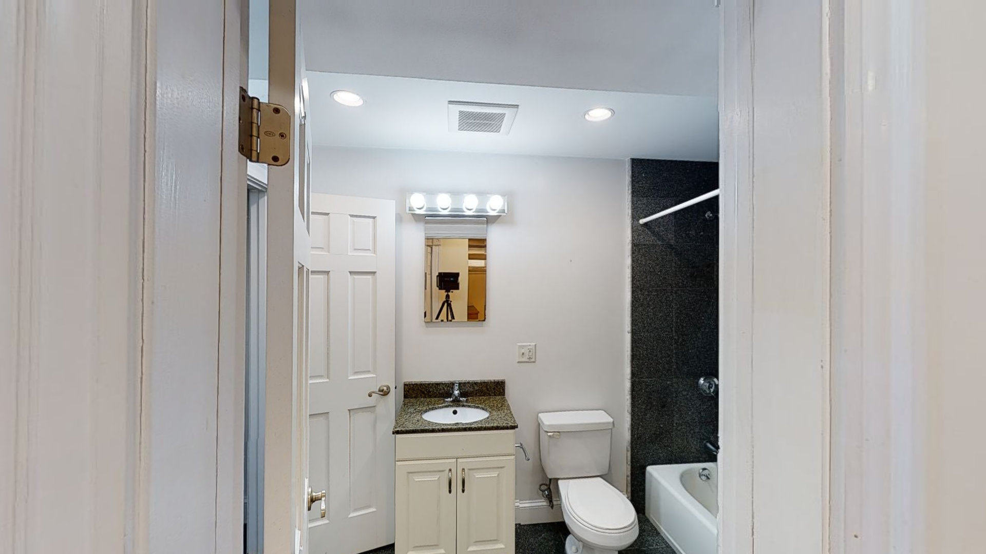 33 Walbridge St, Allston