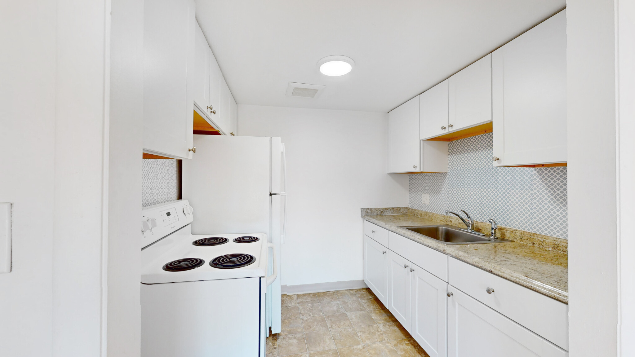 2 bed, 1 bath apartment for rent at 525 Highland Ave Unit 31, Malden — photo 3 of 14