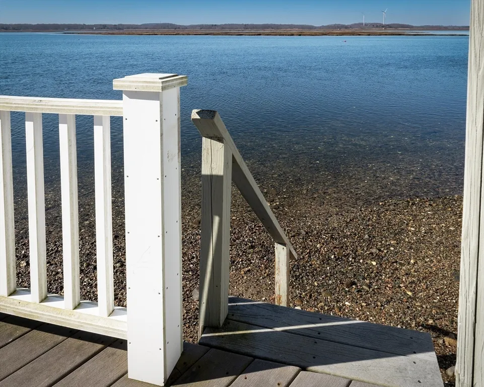 33 Eagle Hill Rd, Great Neck