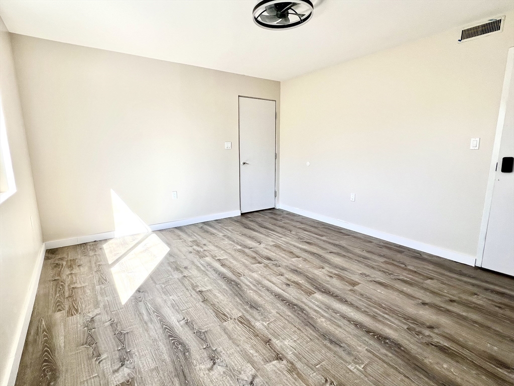 468 Brock Ave, South