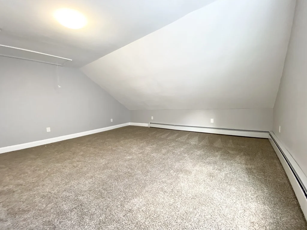 286 Kimball St, Fitchburg