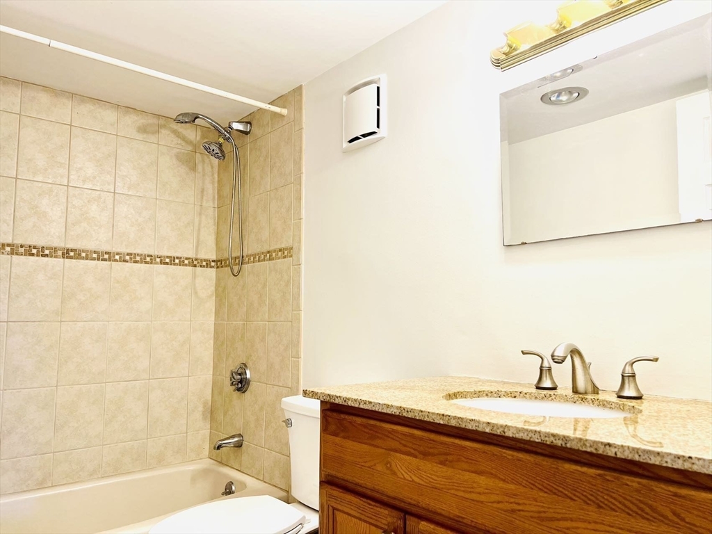 16 Winter St, Waltham