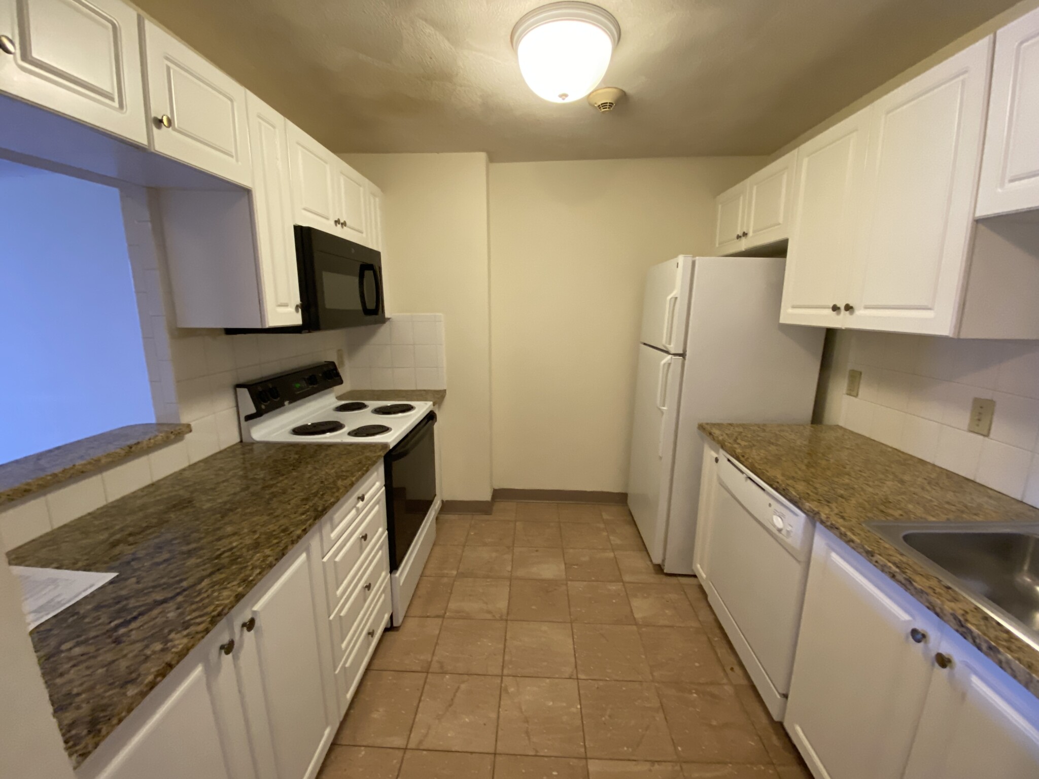 373 Highland Ave, Powder House Square