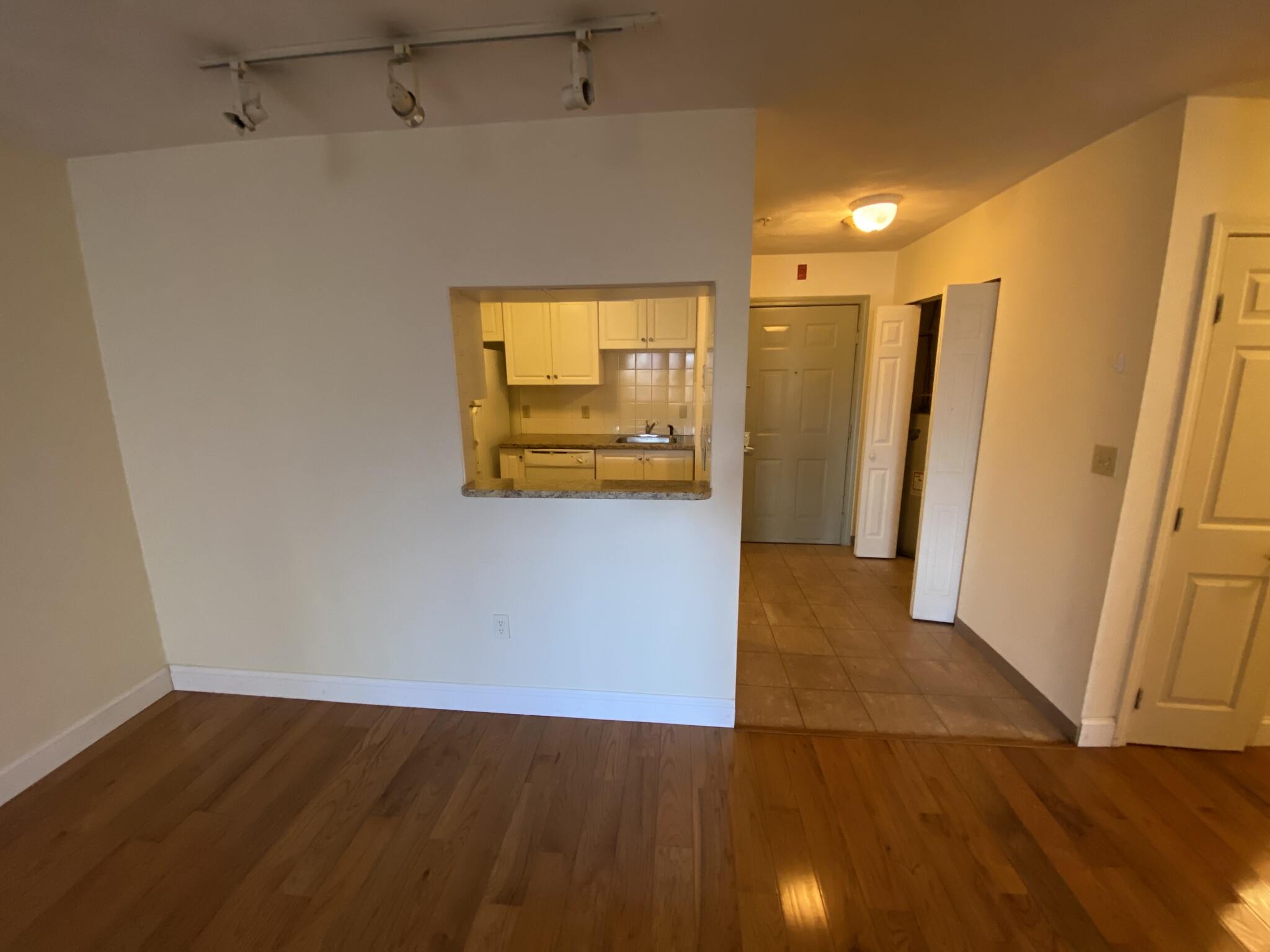 373 Highland Ave, Powder House Square