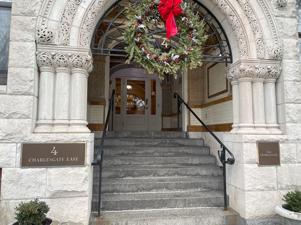 4 Charlesgate East, Back Bay