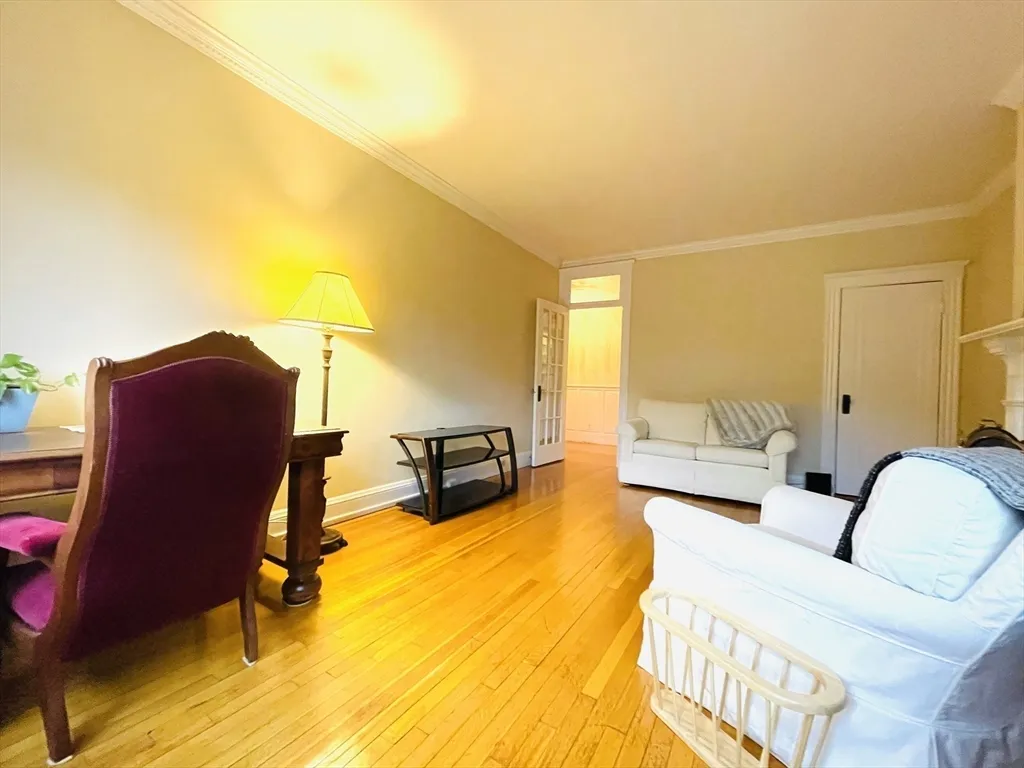 1988 Commonwealth Ave, Brighton