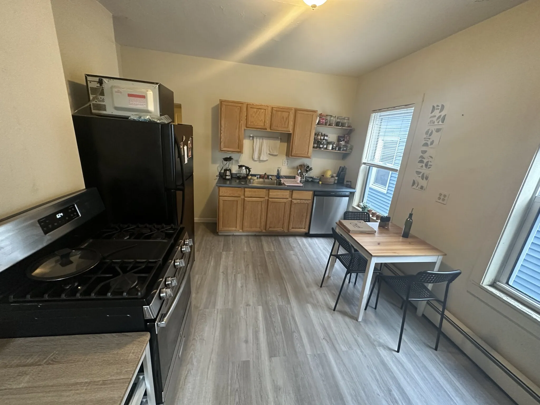 61 Webster Ave, Ward Two