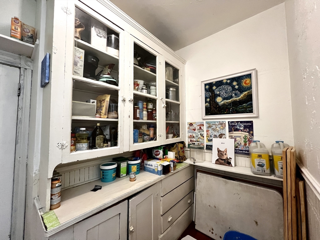 144 Coolidge St, Coolidge Corner