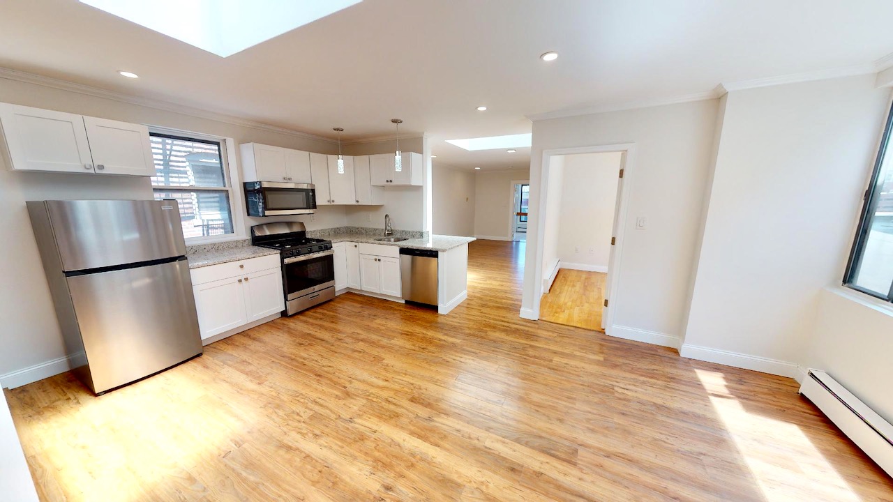 214 Hanover St, North End