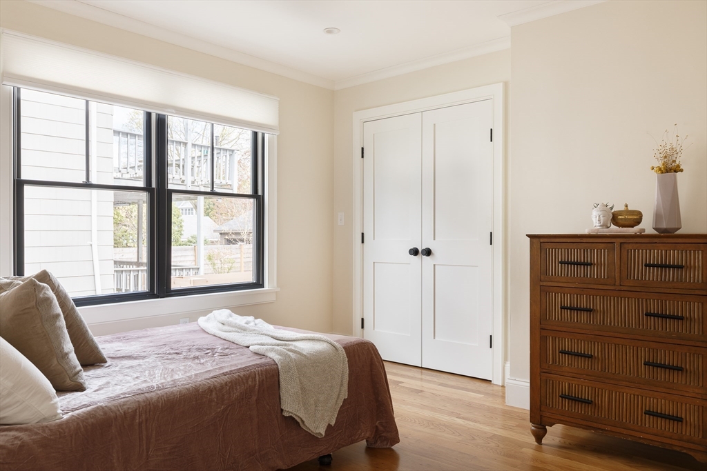 346 Walden St, Neighborhood 9