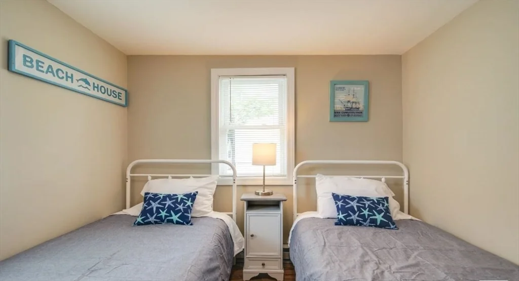 4 Atlantic Ave, Wareham