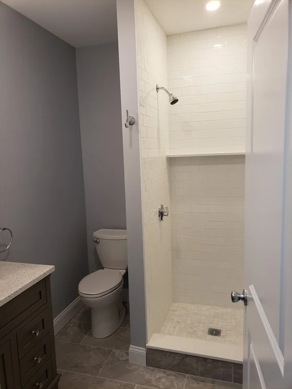 119 West Adams St, Tufts University