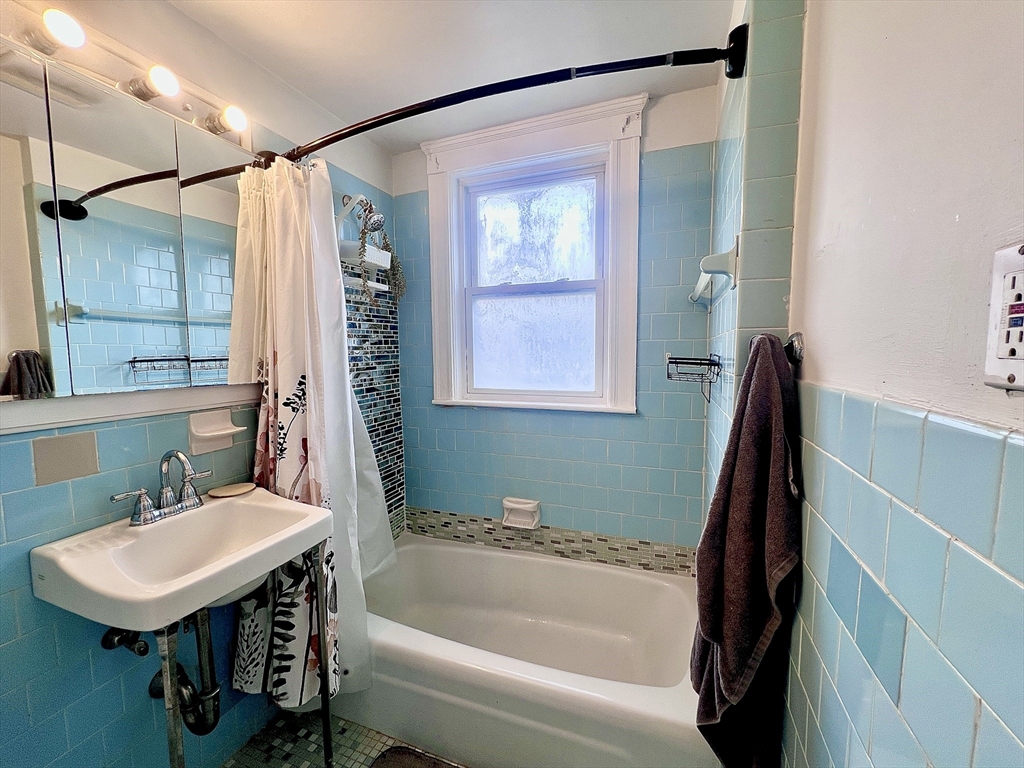 33 Oakland Rd, High Street Hill