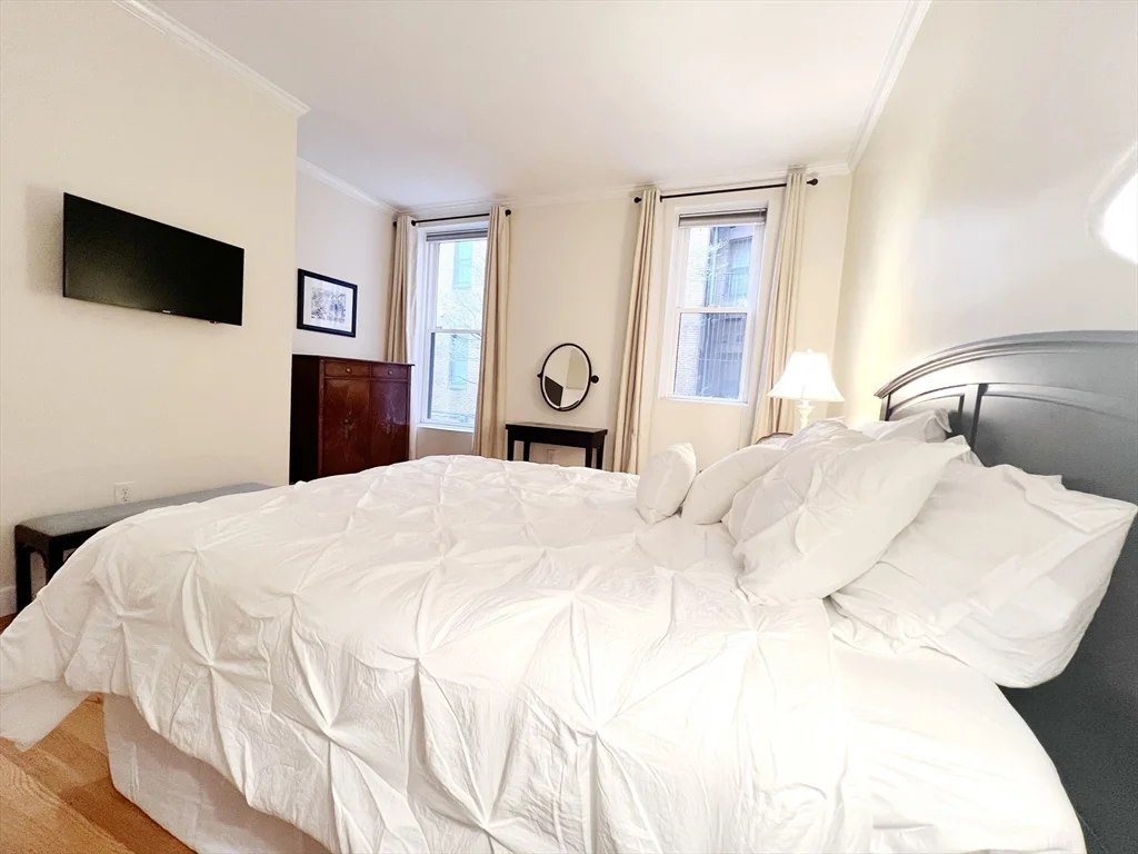 425 Marlborough St, Back Bay