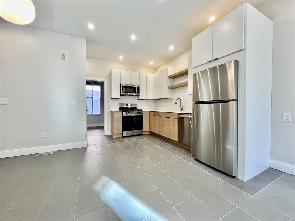 1607 Tremont St, Mission Hill