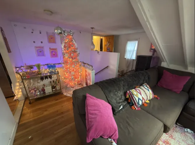 26 Greylock Rd, Allston