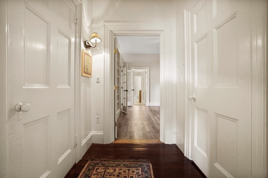 17 Gloucester St, Back Bay