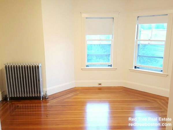 7 Justin Rd, Brighton