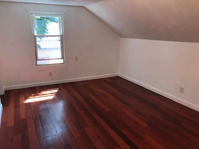 70 School St, The Port