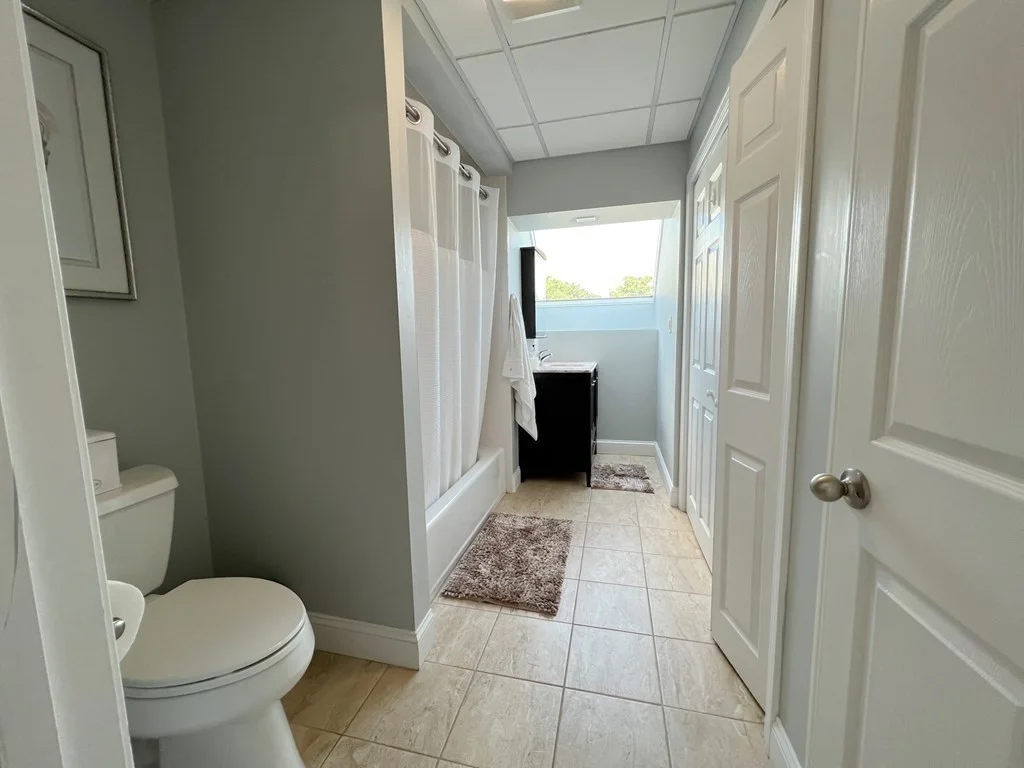 139R Linden St, Wellesley