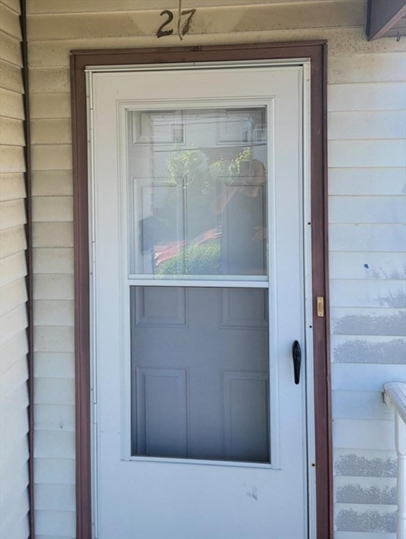 27 Brooks Ave, Quincy