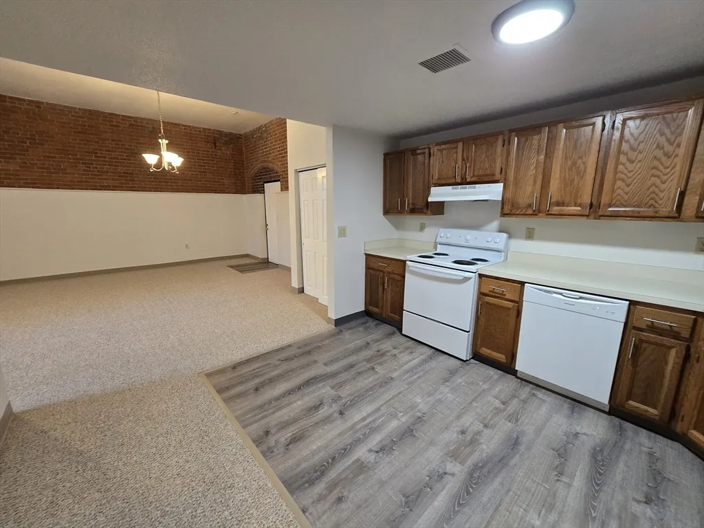 147 Rawson Rd, Quincy