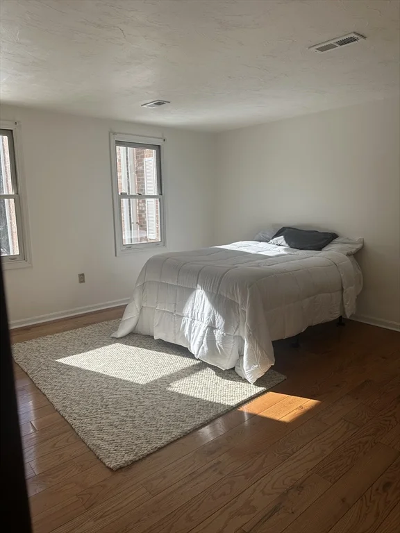 356 Neponset St, Norwood