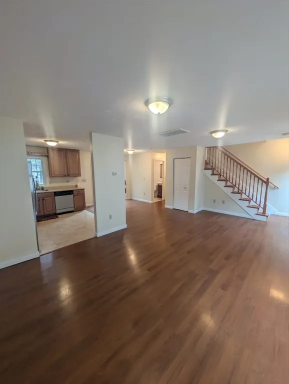 10 Beverly Cv, Worcester