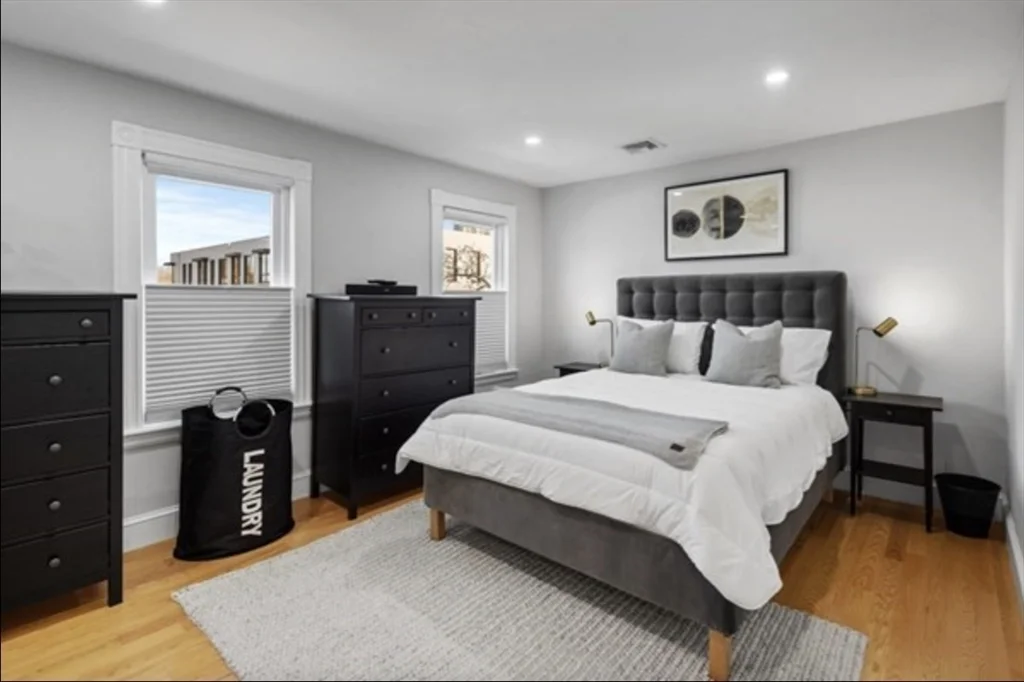 14 Everett St, Tufts University