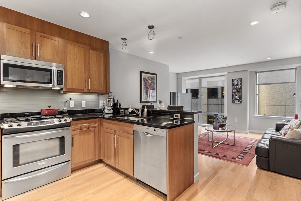 1 bed, 1 bath apartment for rent at 80 Broad St Unit 906, North End — photo 3 of 7