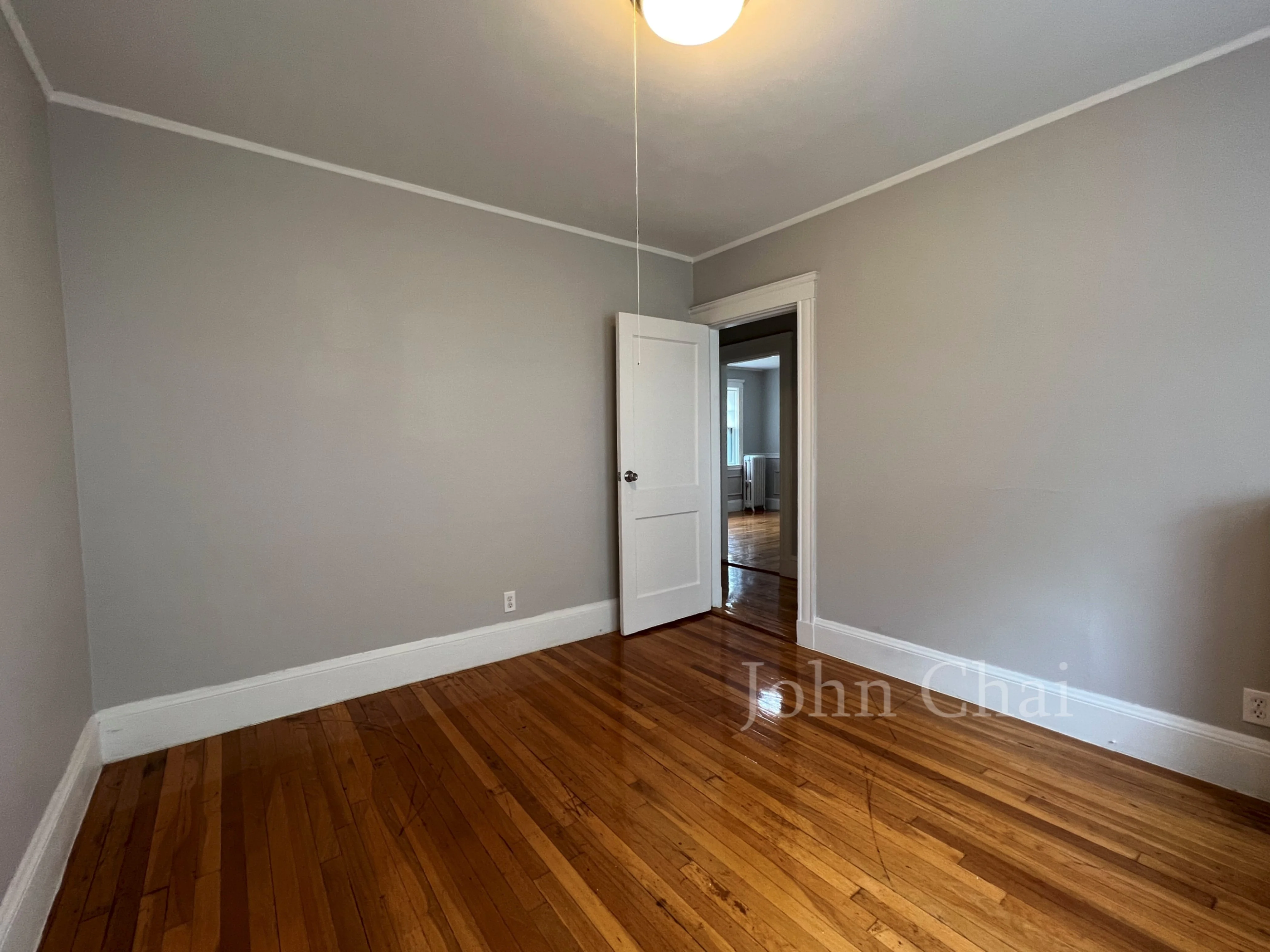 136 Arlington St, Oak Square