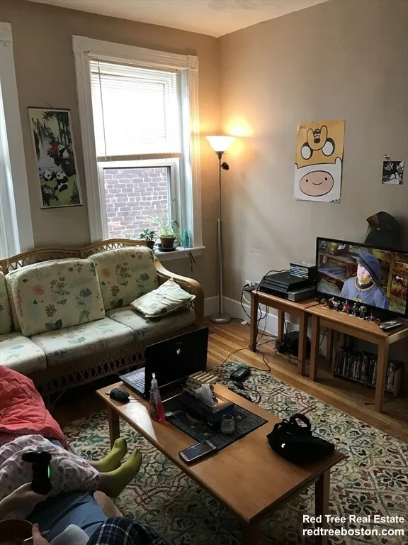 71 South Huntington Ave, Jamaica Plain