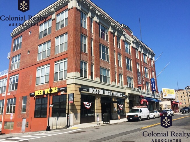 61 Brookline Ave, Fenway