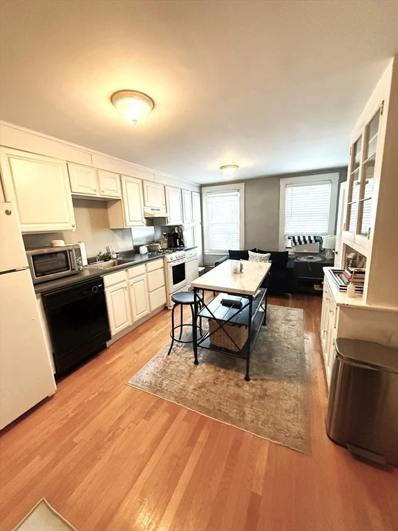 531 East 8th, South Boston