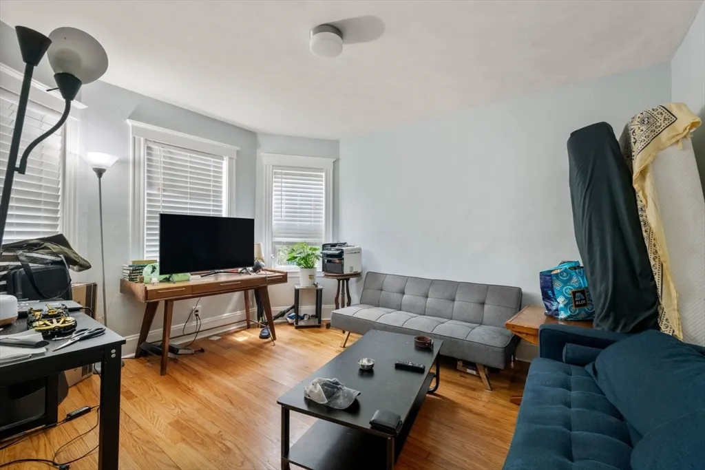 18 Claymoss Rd, Brighton