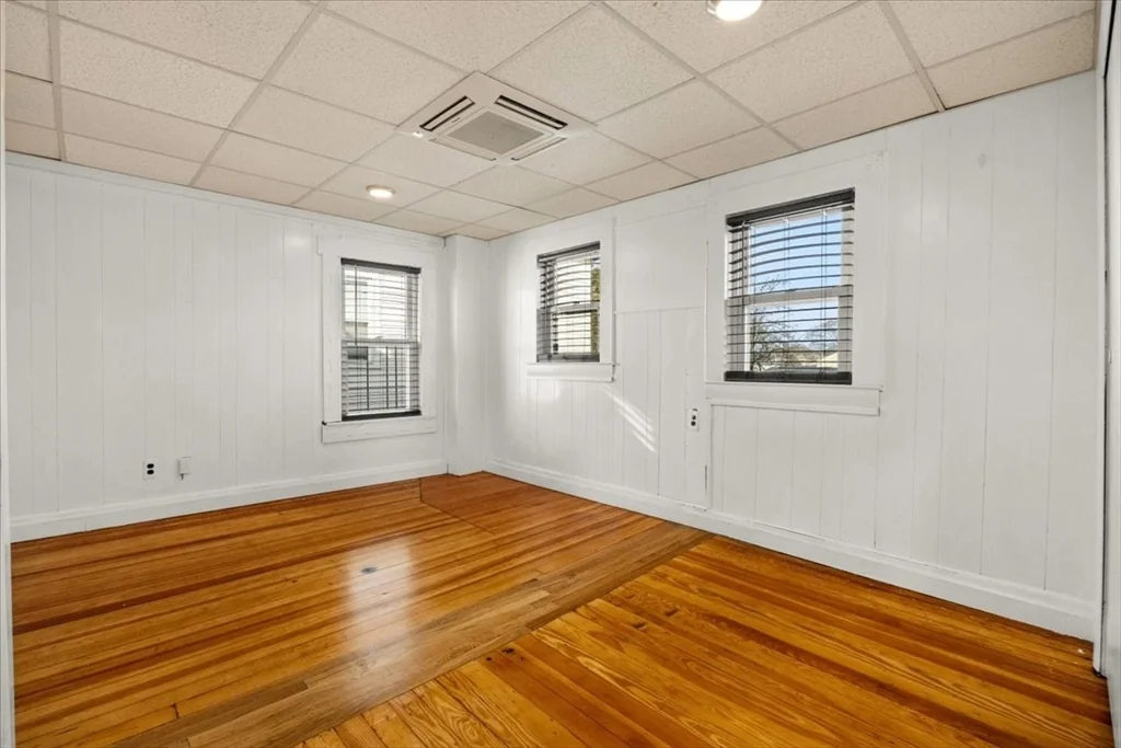 154 Summit St, Pawtucket