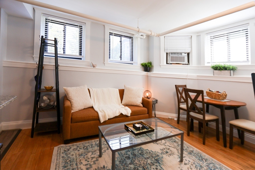 39 Glenville, Boston