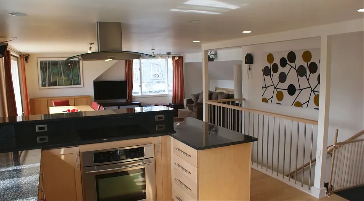 11 Marie Ave, Mid-Cambridge