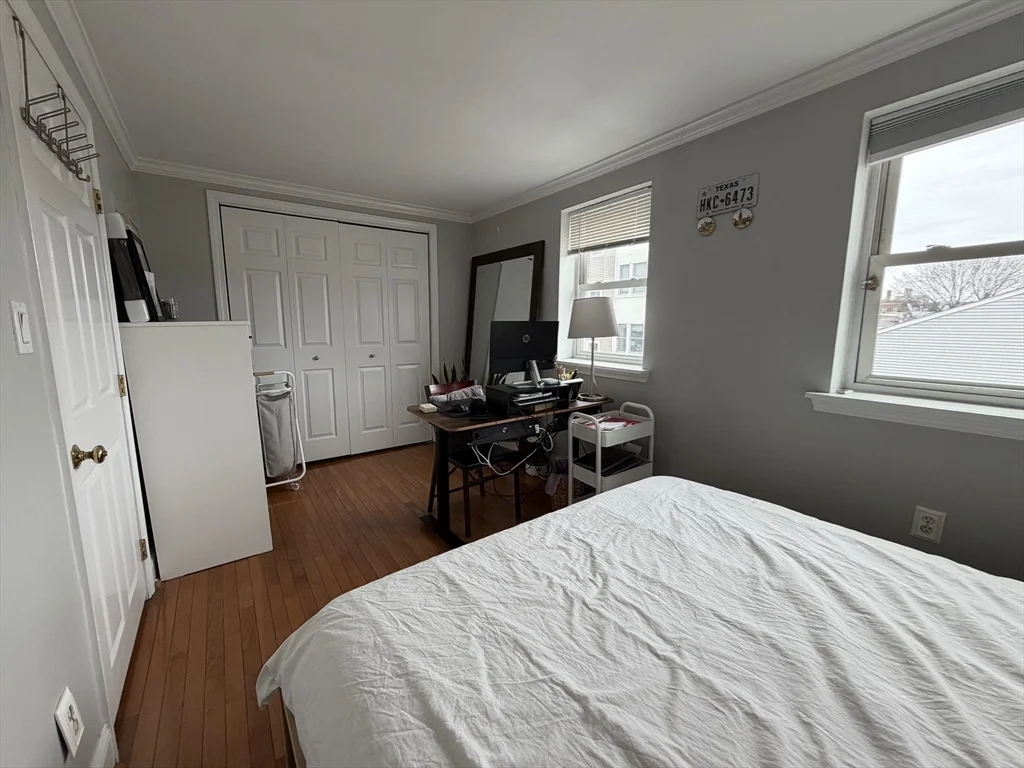 122 D St, South Boston